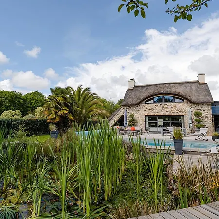 Histoire D'eau - Chaumiere Piscine Baden